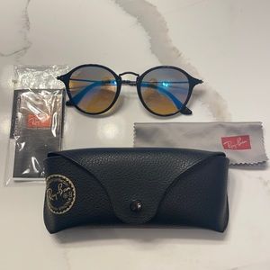 Ray Bans round polarized sunglasses